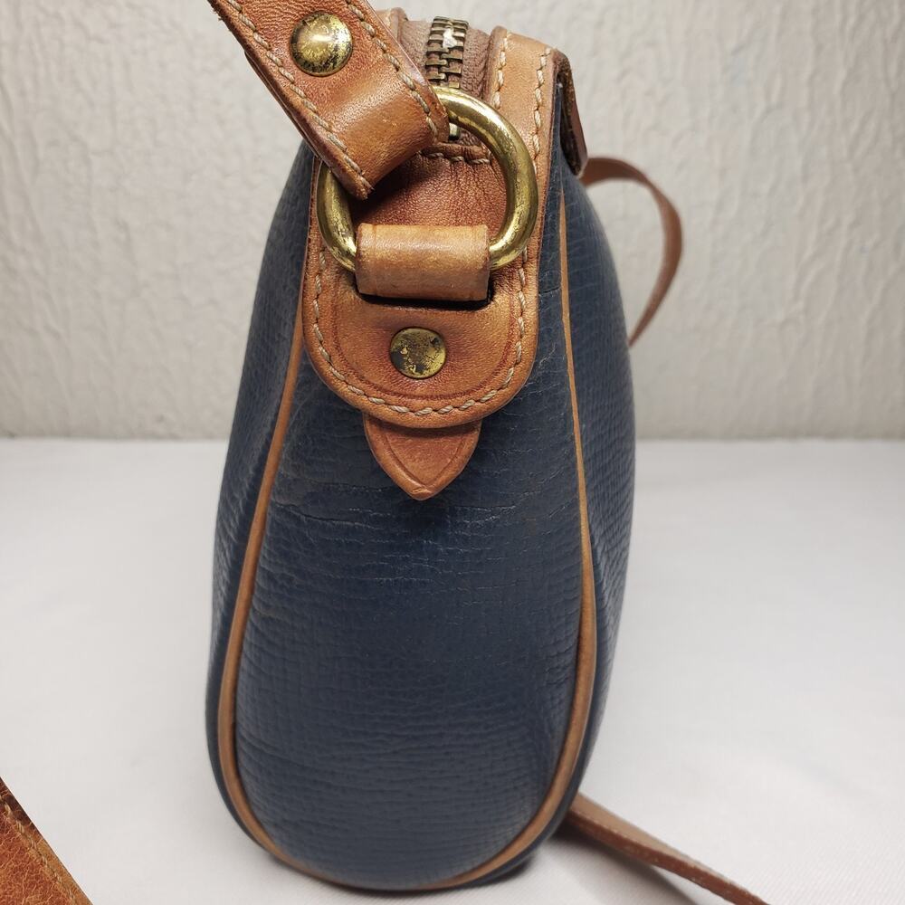 Vintage COACH Italy Blue Tan Pebbled Leather Crossbody Purse Shoulder Bag - Picture 4 of 16